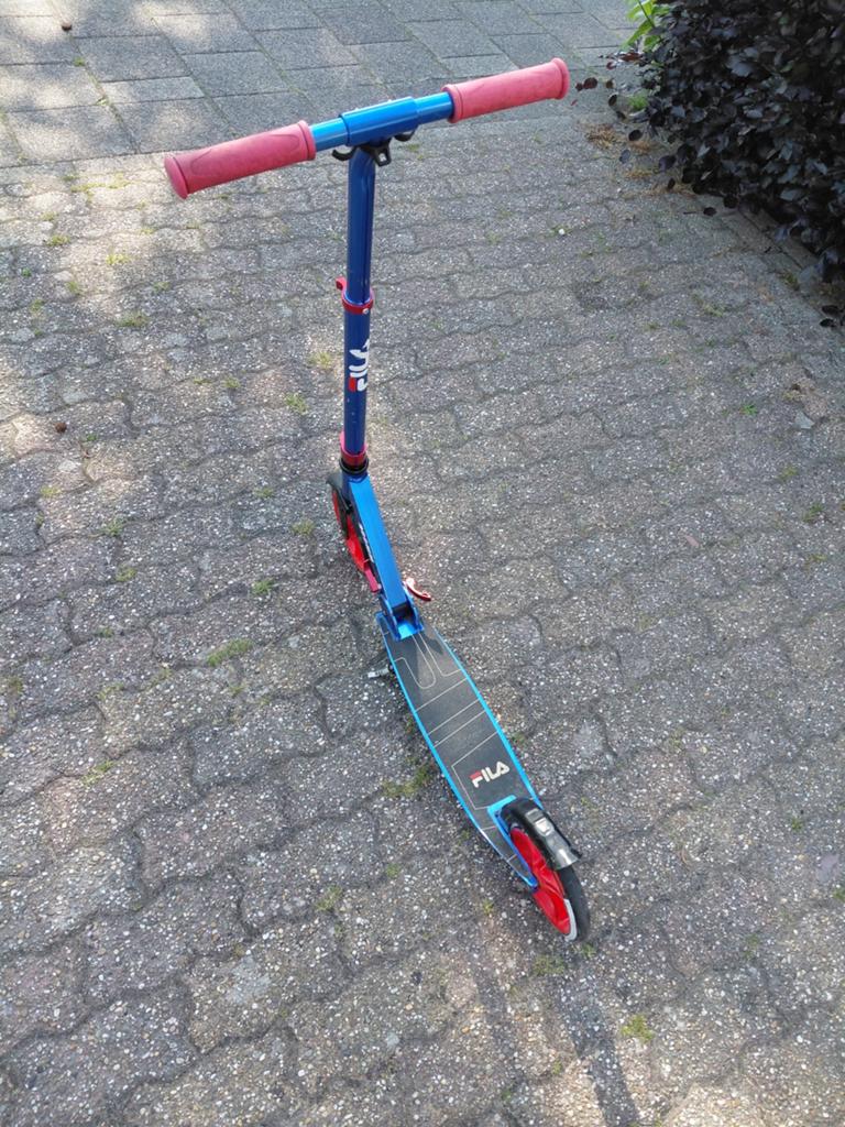 Step Fila Scooter 200 DLX-F, Fietsen en Brommers, Steps, Gebruikt, Gewone step, Ophalen