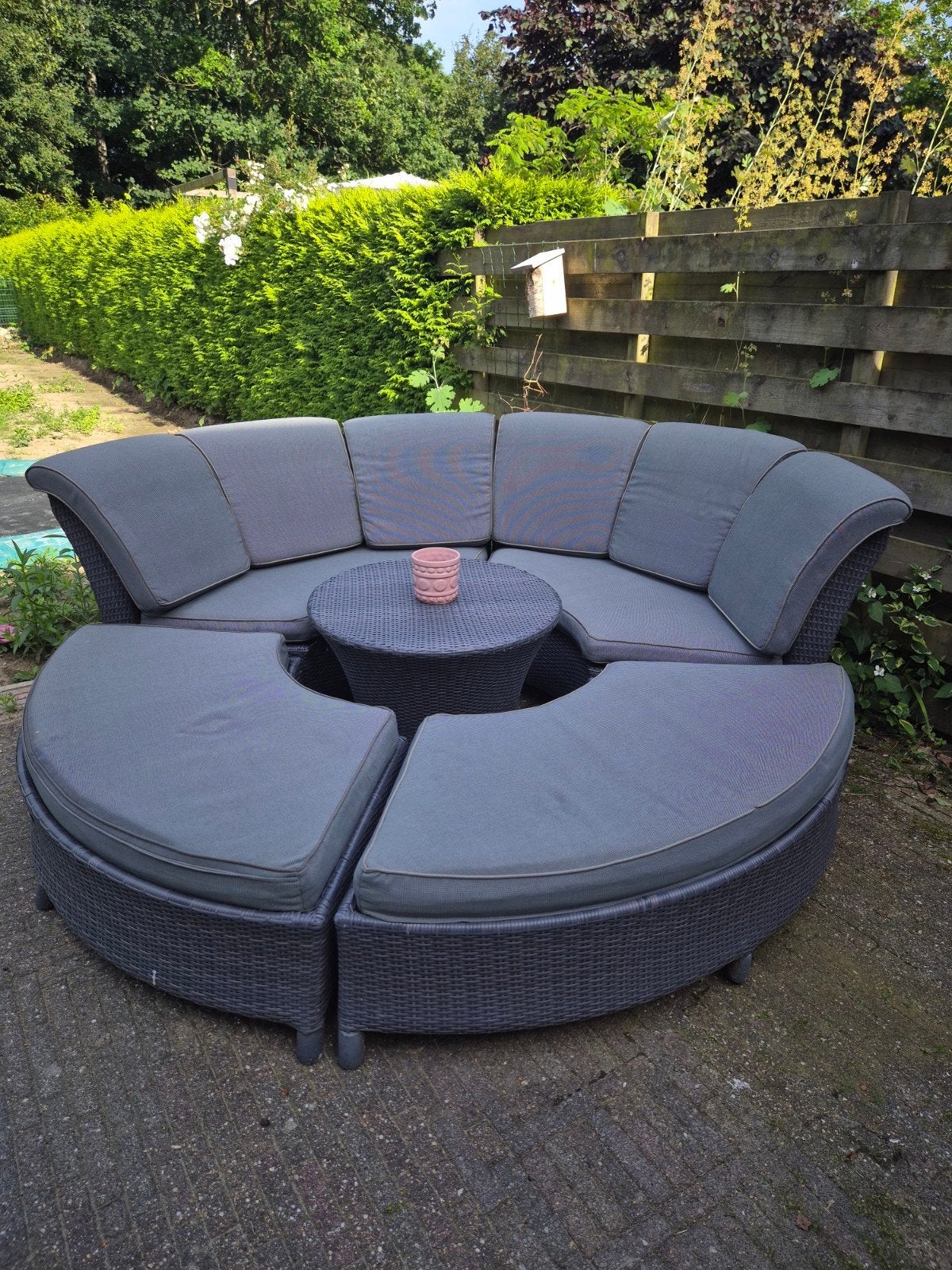 Mooie ronde Hartman tuinset met kussens, Tuin en Terras, Tuinsets en Loungesets, 5 zitplaatsen, Gebruikt, Ophalen of Verzenden