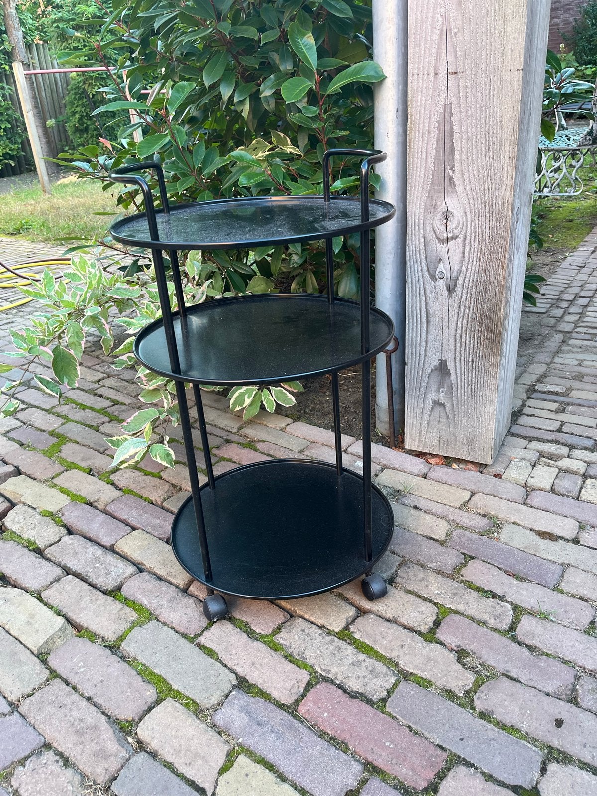 Zwart metalen serveerwagen met 3 lagen, Ophalen, Minder dan 55 cm, Gebruikt, Metaal of Aluminium