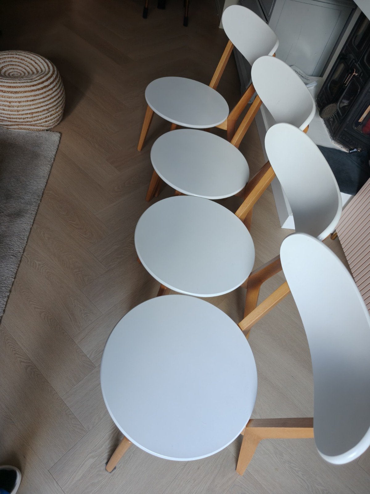 JYSK Stoelen - Wit met Houten Poten (4 stuks), Gebruikt, Wit, Modern Scandinavisch, Vier