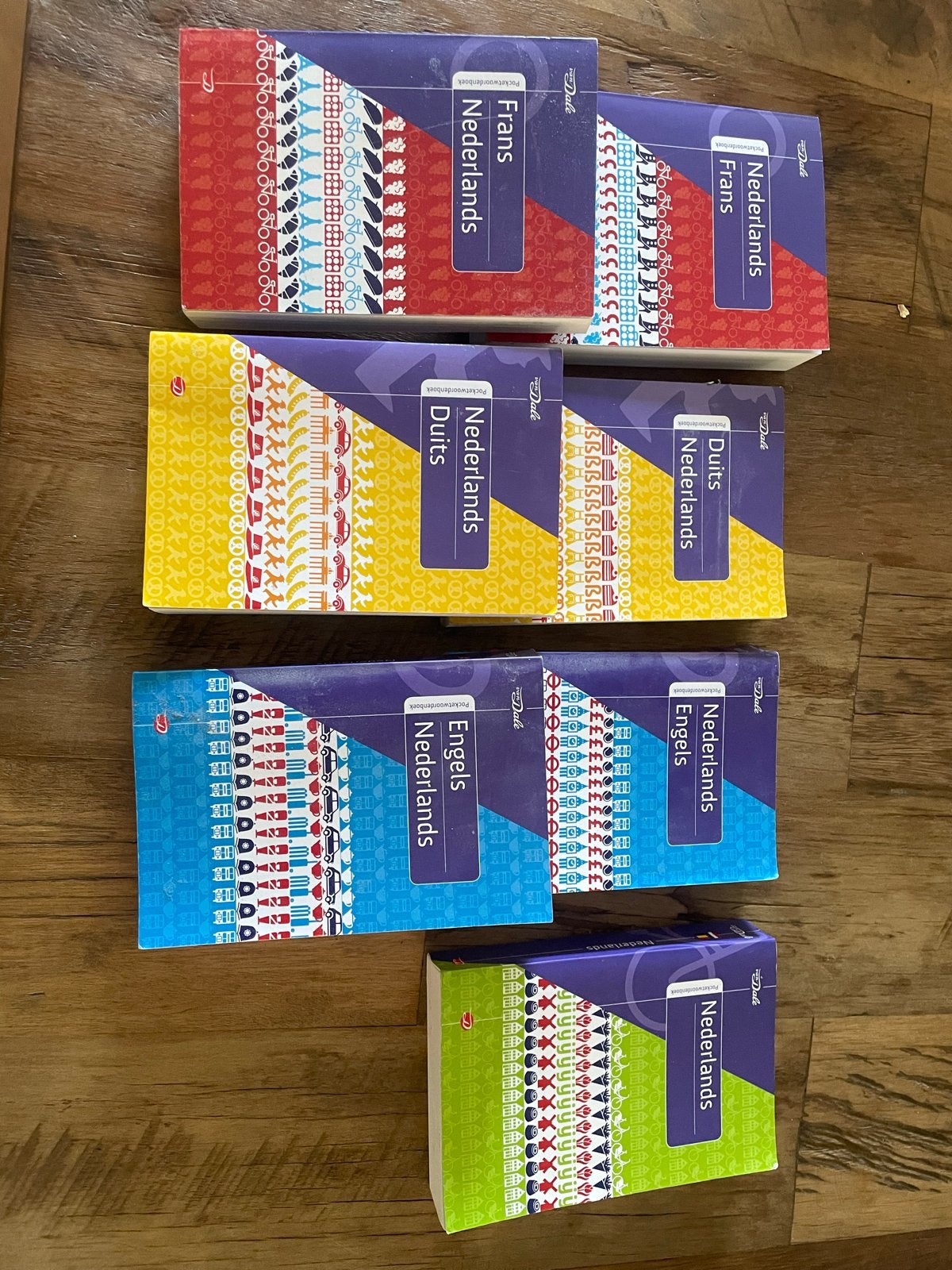 Van Dale Pocketwoordenboeken: Nederlands, Engels, Duits, Fra, Boeken, Woordenboeken, Ophalen, Zo goed als nieuw, Van Dale, Nederlands