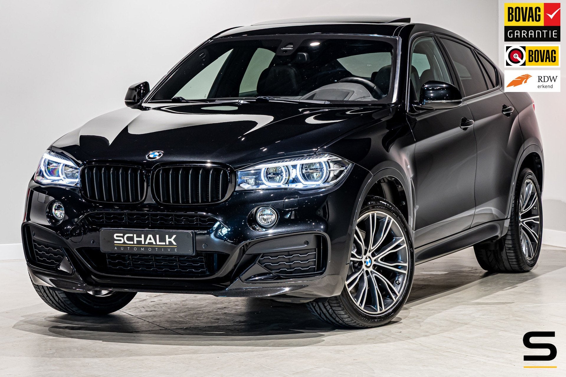 BMW X6 XDrive35i High Executive|M-sport|Pano|Trekhaak|Full, Auto's, Dealer onderhouden, Gebruikt, 4 stoelen, Zwart