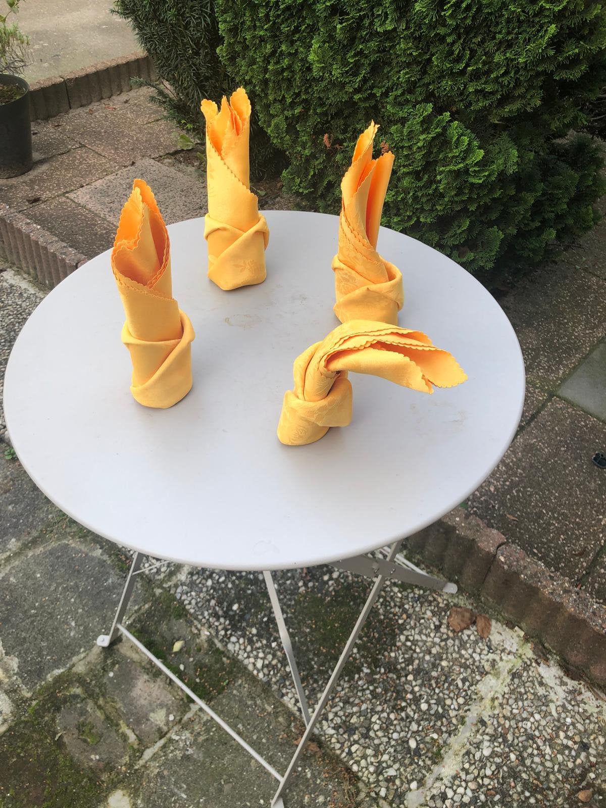 Luxe stoffen servetten oranje – Damast bloemenmotief, Ophalen, Zo goed als nieuw, Rechthoekig