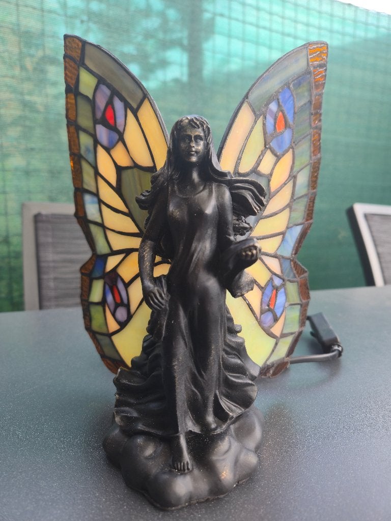 Prachtige gele glas in lood tiffany styl lady butterfly lamp, Ophalen