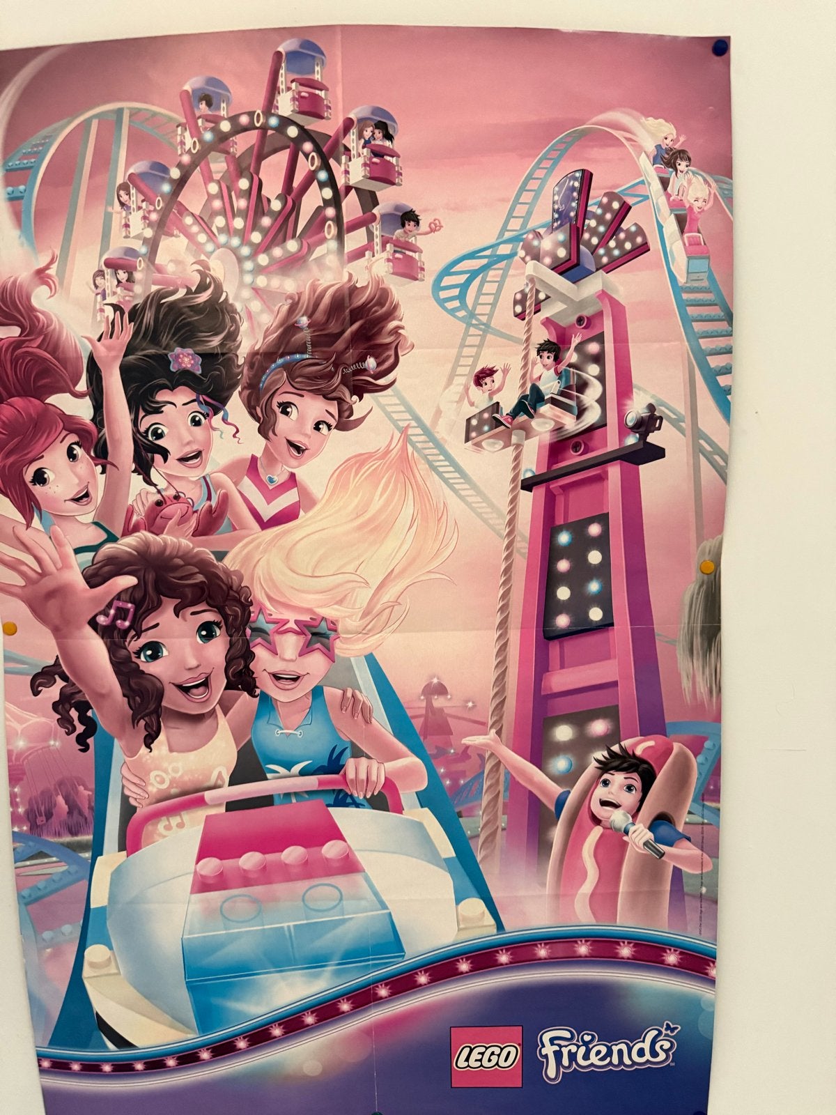 Lego Friends pretpark poster, Verzamelen, Ophalen of Verzenden, A1 t/m A3, Overige onderwerpen, Rechthoekig Staand