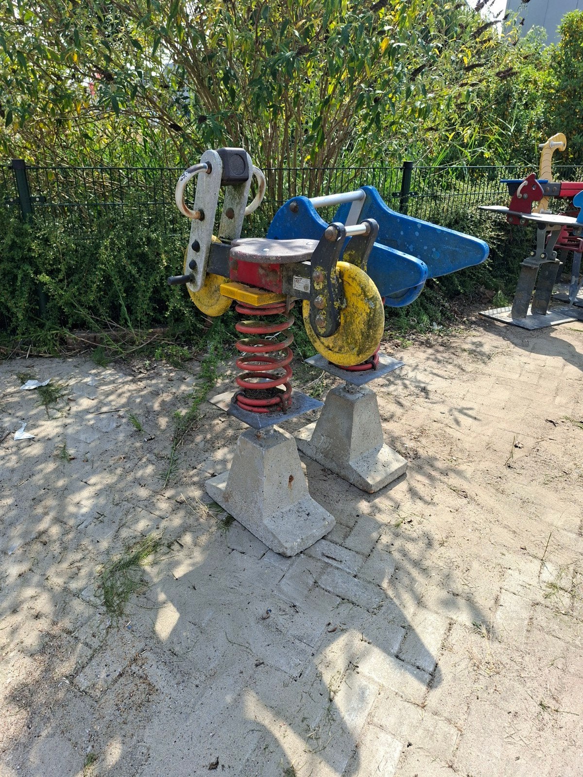 Veerwip motorfiets voor speeltuin, Ophalen, Gebruikt
