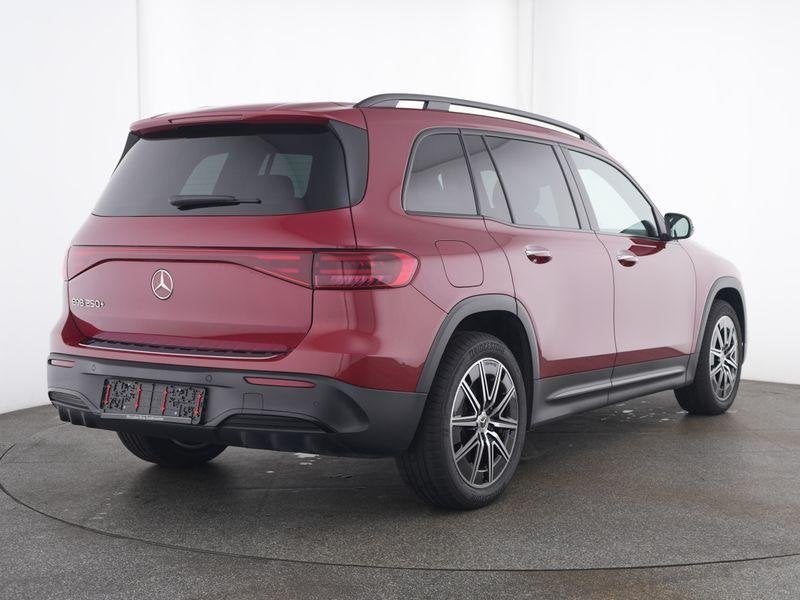 Mercedes-Benz EQB 250+ | AMG Line | Trekhaak Wegklapbaar | P, Auto's, Mercedes-Benz, Stof, Gebruikt, 190 pk, SUV of Terreinwagen