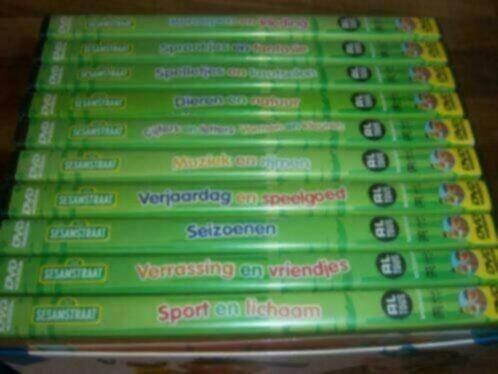 Sesamstraat de 10 dvd-box Shoebox in goede staat, Verzenden, Alle leeftijden, Overige typen, Nederlands