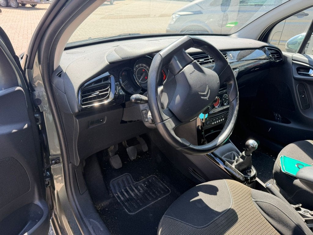 Citroën C3 1.6 e-HDi Selection EXPORT HANDEL PRIJS ZO MEENE, Auto's, Voorwielaandrijving, Euro 5, 28 km/l, Gebruikt
