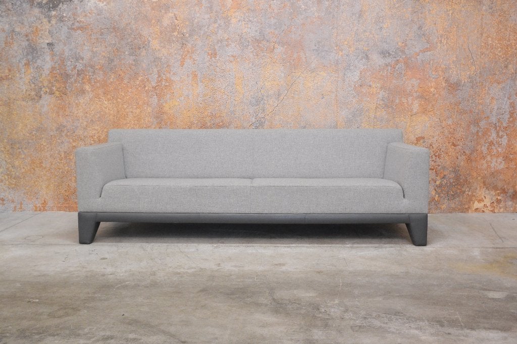 ZGANieuw grijze stoffen Leolux Plot design bank leer+stof, Leolux, Leolux, Tweepersoons, 75 tot 100 cm
