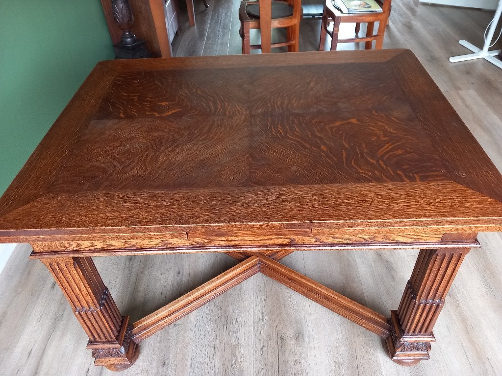 Antieke eettafel met bewerkt onderstel, mozaiek blad, Ophalen, Gebruikt, Eikenhout, 200 cm of meer