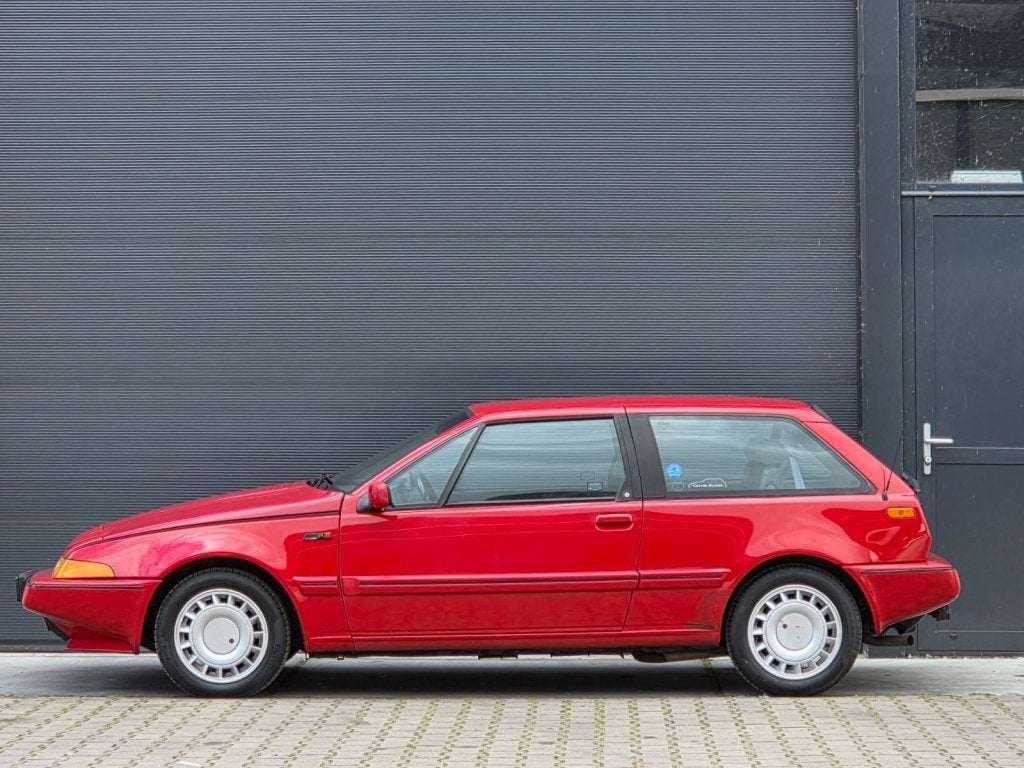 Volvo 480 2.0i ES GT-Line Retro! nap apk 09'2027! (bj 1995), Auto's, Voorwielaandrijving, 1998 cc, Stoelverwarming, Bedrijf