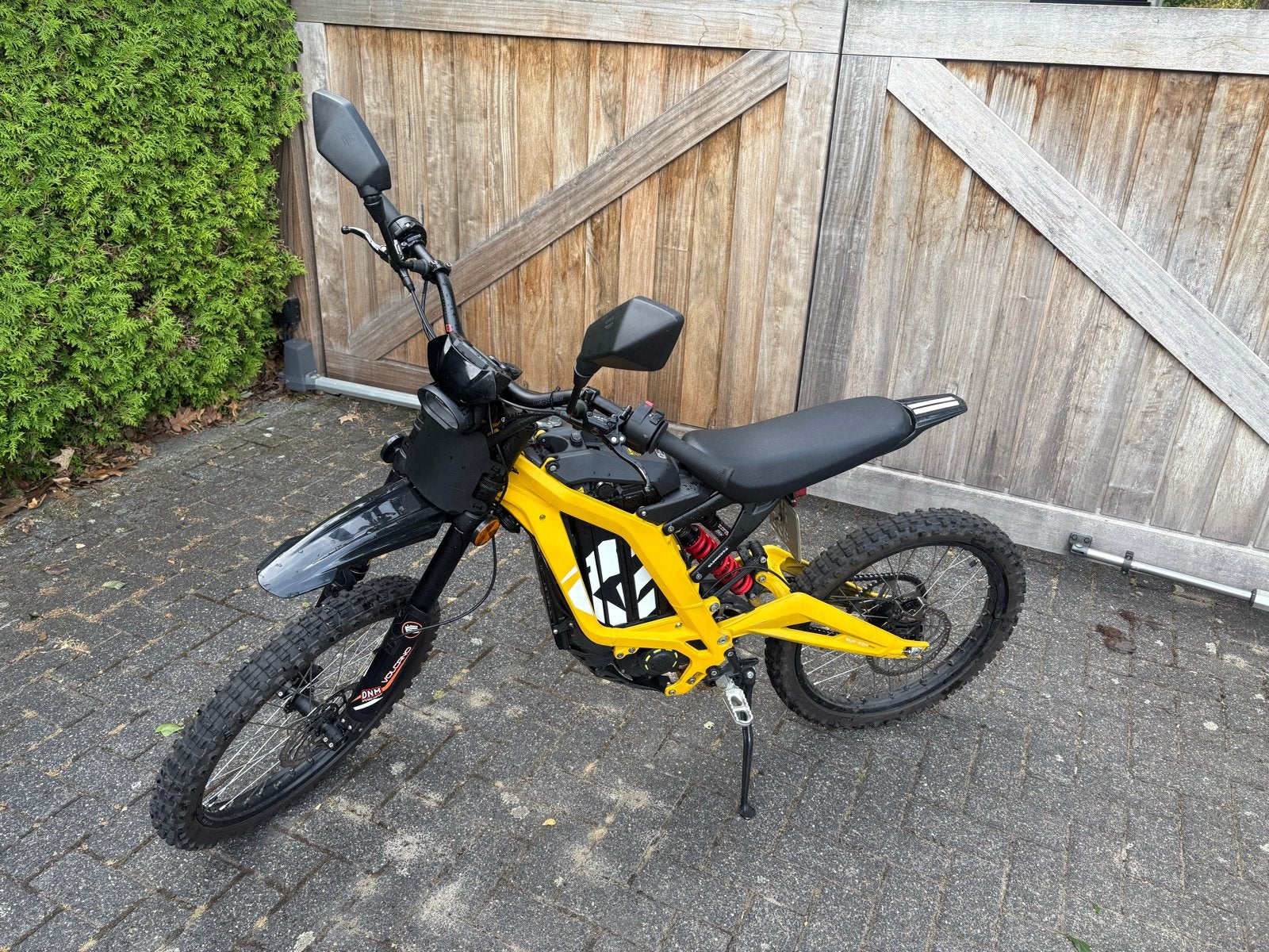 Sur-Ron Light Bee X - Elektrische Crossmotor/Brommer, Ophalen, Zo goed als nieuw, Overige merken