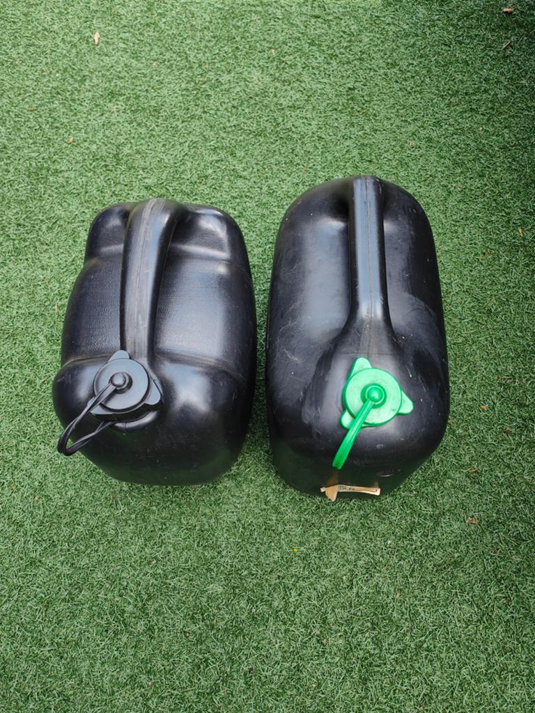Jerrycans 10 liter - 2 stuks, Ophalen