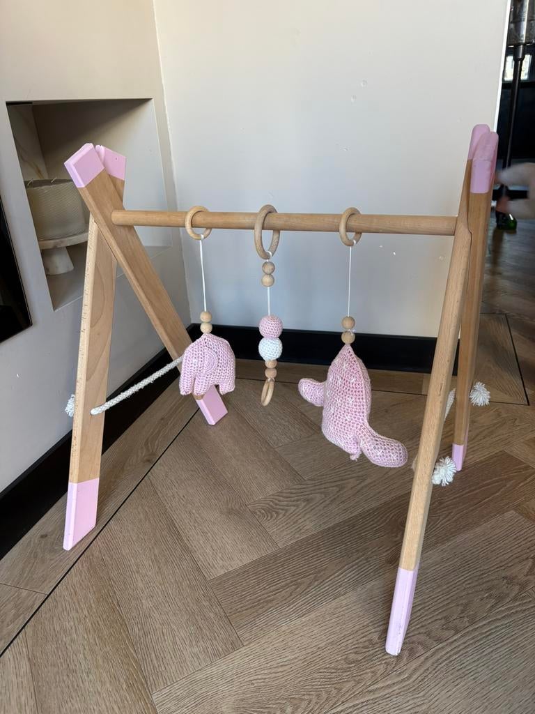 Houten Babygym en Babynestje, Ophalen, Zo goed als nieuw, Babygym