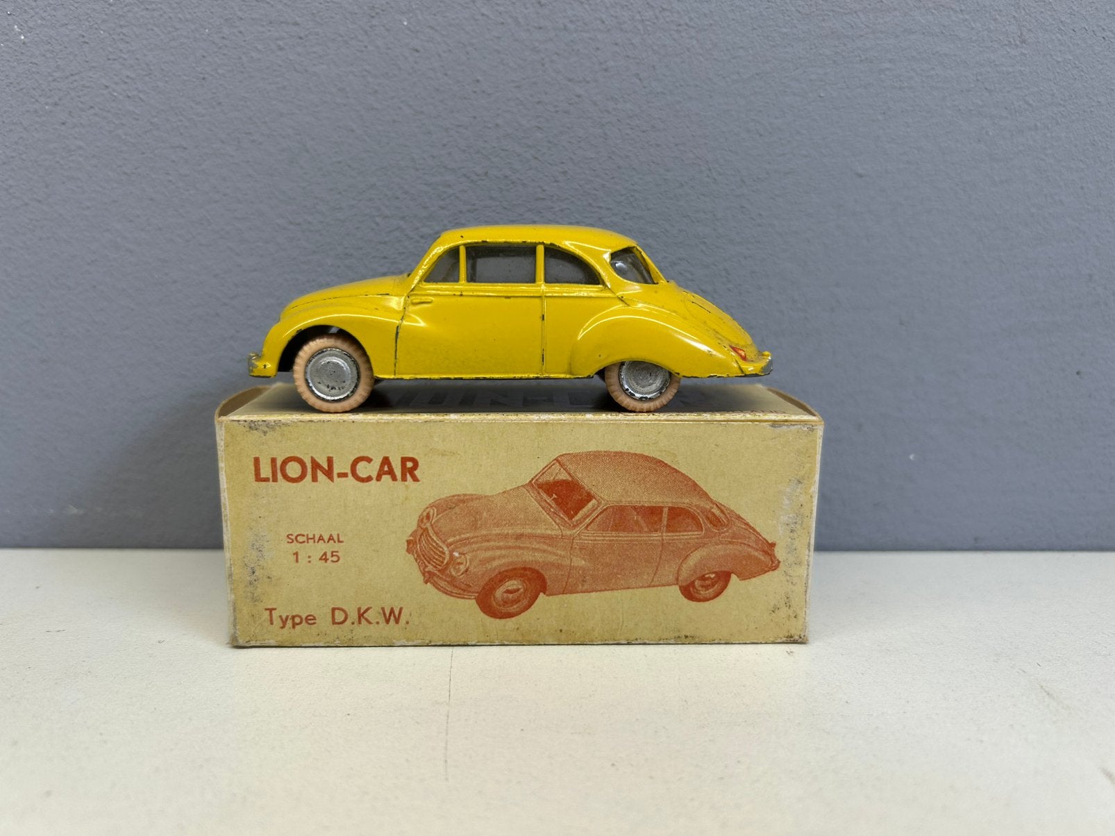 Lion toys car DKW Auto Union Geel + raam partij near mint, Hobby en Vrije tijd, Modelauto's | 1:50, Ophalen of Verzenden, Zo goed als nieuw