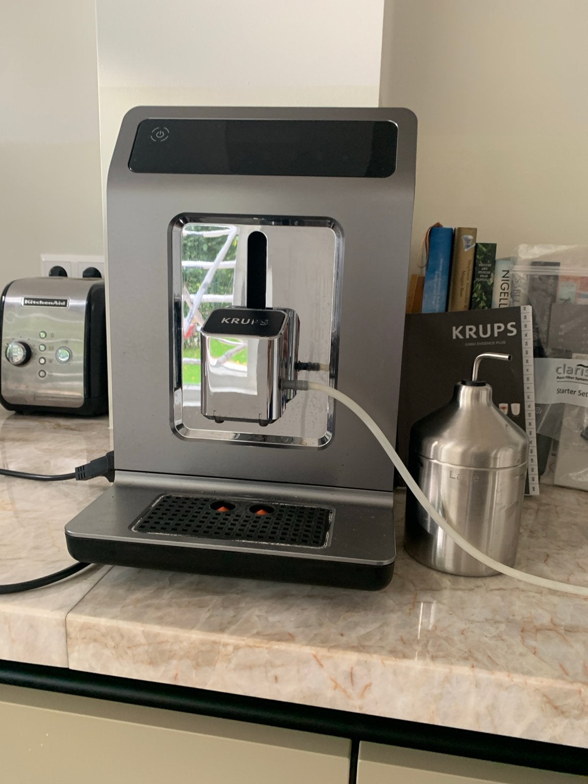 Krups EA894 Evidence Plus volautomatische espressomachine, Witgoed en Apparatuur, Ophalen, Afneembaar waterreservoir, Gebruikt