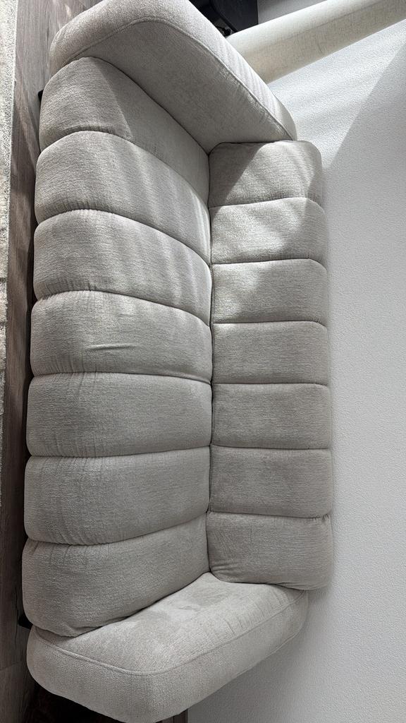 2 banken beige zand kleur 2,5 zits, Ophalen of Verzenden, Gebruikt, Japandi