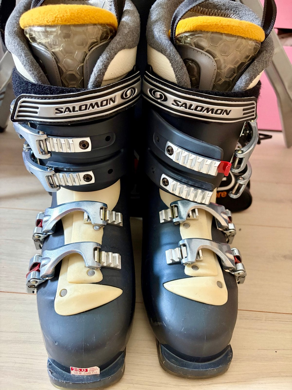 Salomon Performa CF skischoenen, maat 39 2/3 (25.0), Sport en Fitness, Skiën en Langlaufen, Ophalen, Gebruikt, Schoenen, Salomon