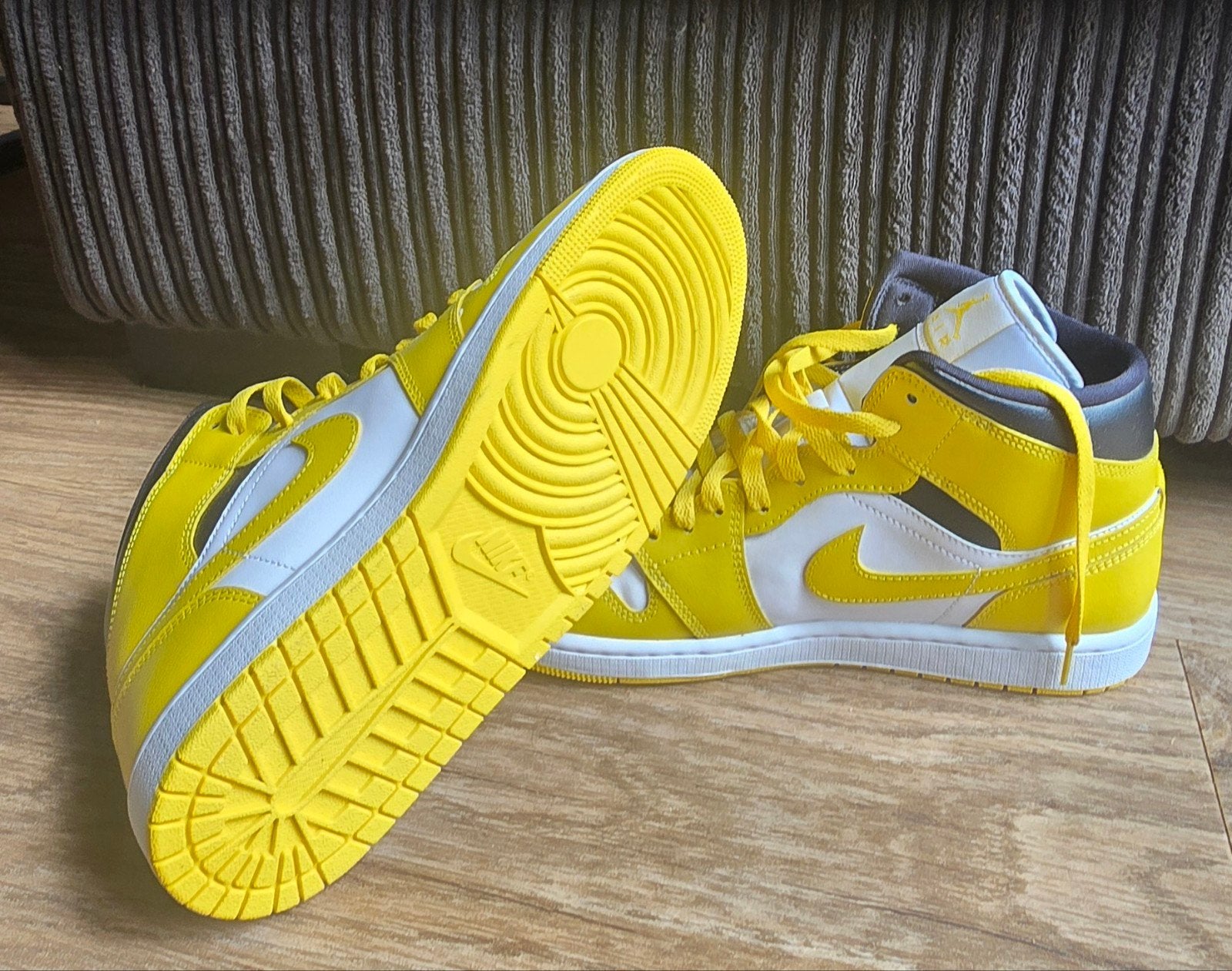 Nike Air Jordan 1 Mid Sneakers, Ophalen of Verzenden, Nieuw