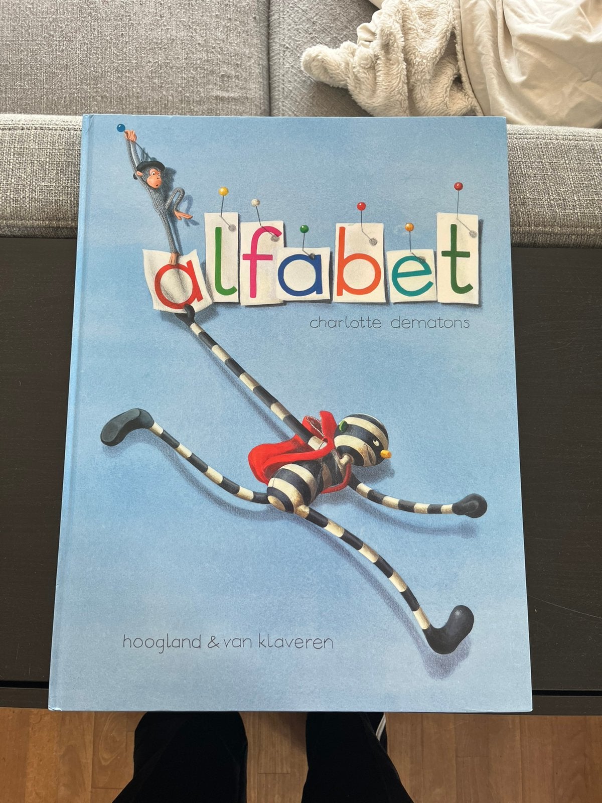 Alfabet - Charlotte Dematons, Ophalen, Zo goed als nieuw, Prentenboek