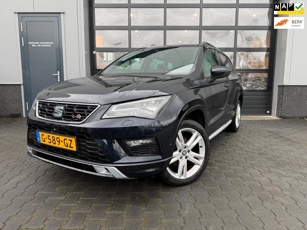 Seat Ateca 1.5 TSI FR Business Intense Automaat LEER trekhaa, 4 cilinders, 150 pk, Ateca, Zwart