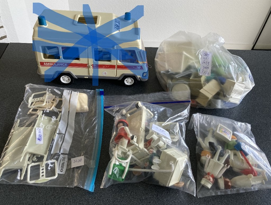 Playmobil onderdelen ziekenhuis etc., Kinderen en Baby's, Speelgoed | Playmobil, Ophalen of Verzenden, Zo goed als nieuw, Losse onderdelen