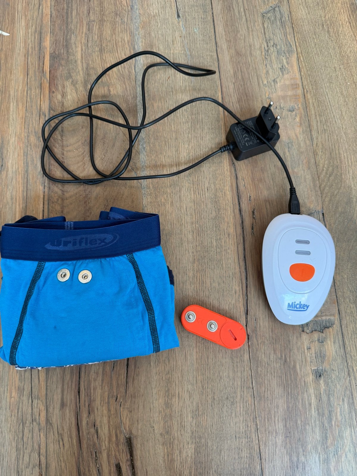 Mickey plaswekker met Uriflex onderbroek, Kinderen en Baby's, Kinderspulletjes, Ophalen of Verzenden, Gebruikt