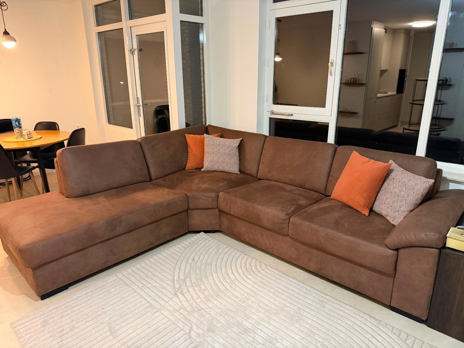 Comfortabele bruine hoekbank met chaise longue, Ophalen, 250 tot 300 cm, Gebruikt, Hoekbank