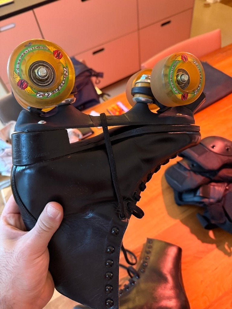 Rio Roller leren rolschaatsen zwart maat 39 beschermers, Ophalen of Verzenden, Zo goed als nieuw