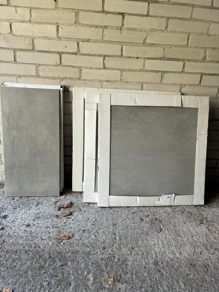 GRATIS af te halen: Nieuwe donkergrijze tegels, Ophalen, 60 cm of meer, Hardsteen, 60 cm of meer