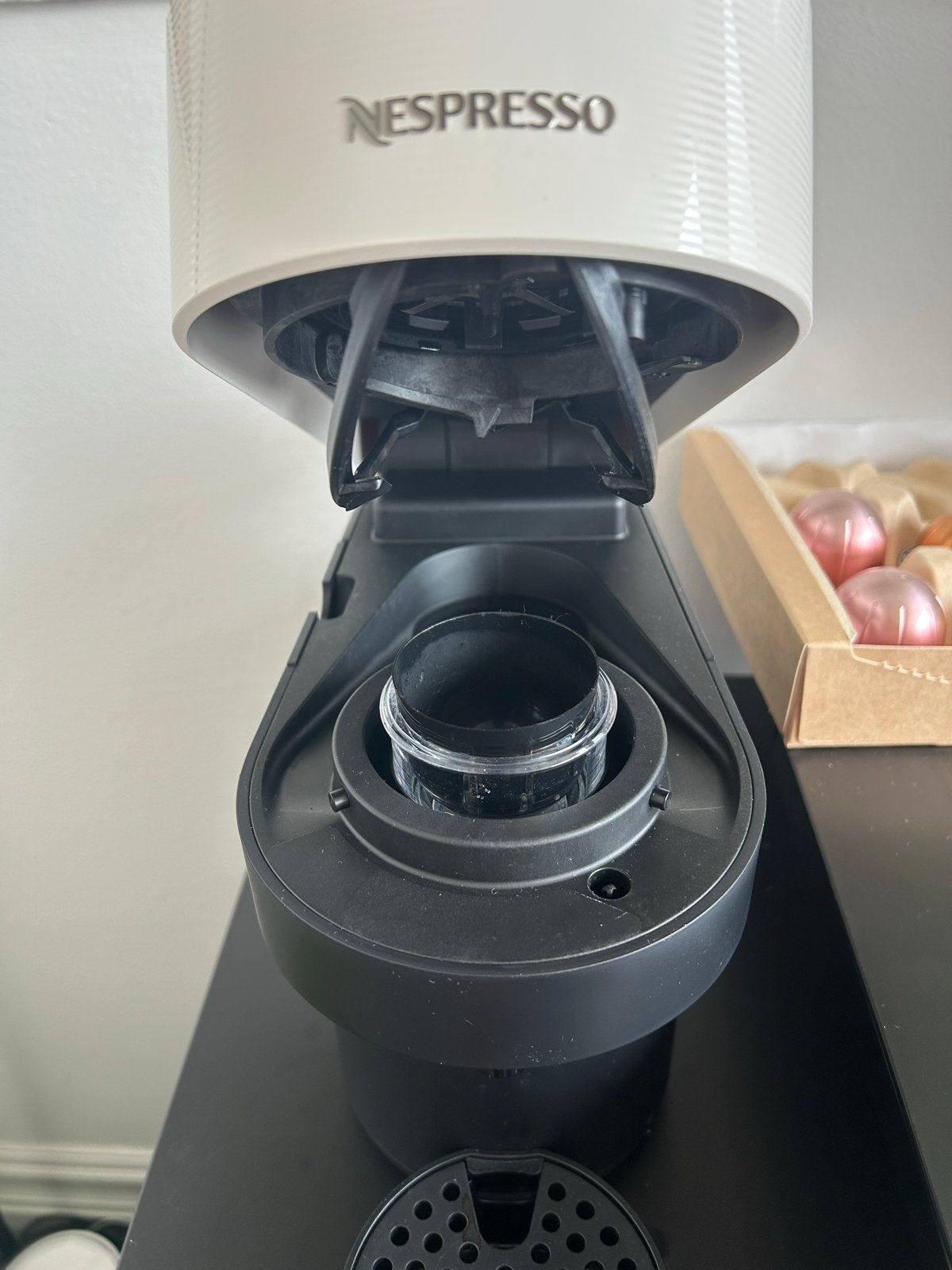 Nespresso Vertuo Pop + Capsules, Ophalen, Koffiemachine, Zo goed als nieuw, 1 kopje