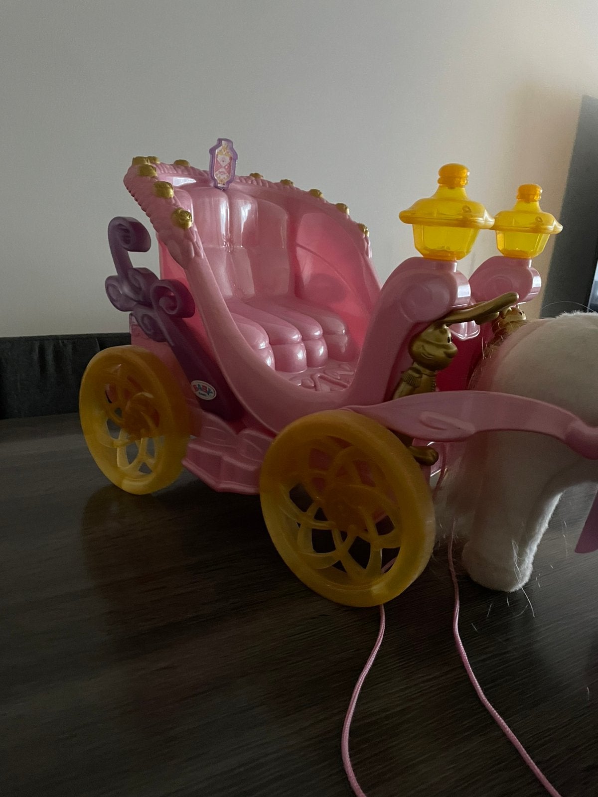 Baby born koets met paard, Kinderen en Baby's, Ophalen, Zo goed als nieuw, Babypop