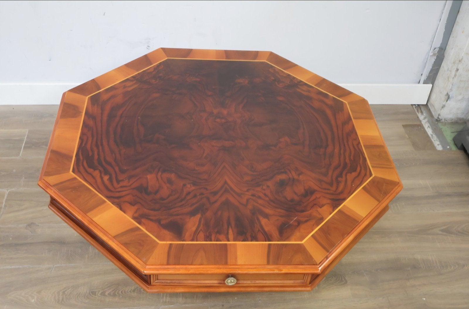 Antieke Art deco salontafel met lades - Wortelnoten hout, Antiek en Kunst, Antiek | Meubels | Tafels, Ophalen
