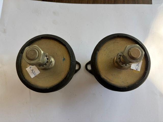 2 st VETUS hydraulische trillingdemper, Watersport en Boten, Ophalen of Verzenden, Nieuw, Motor en Techniek