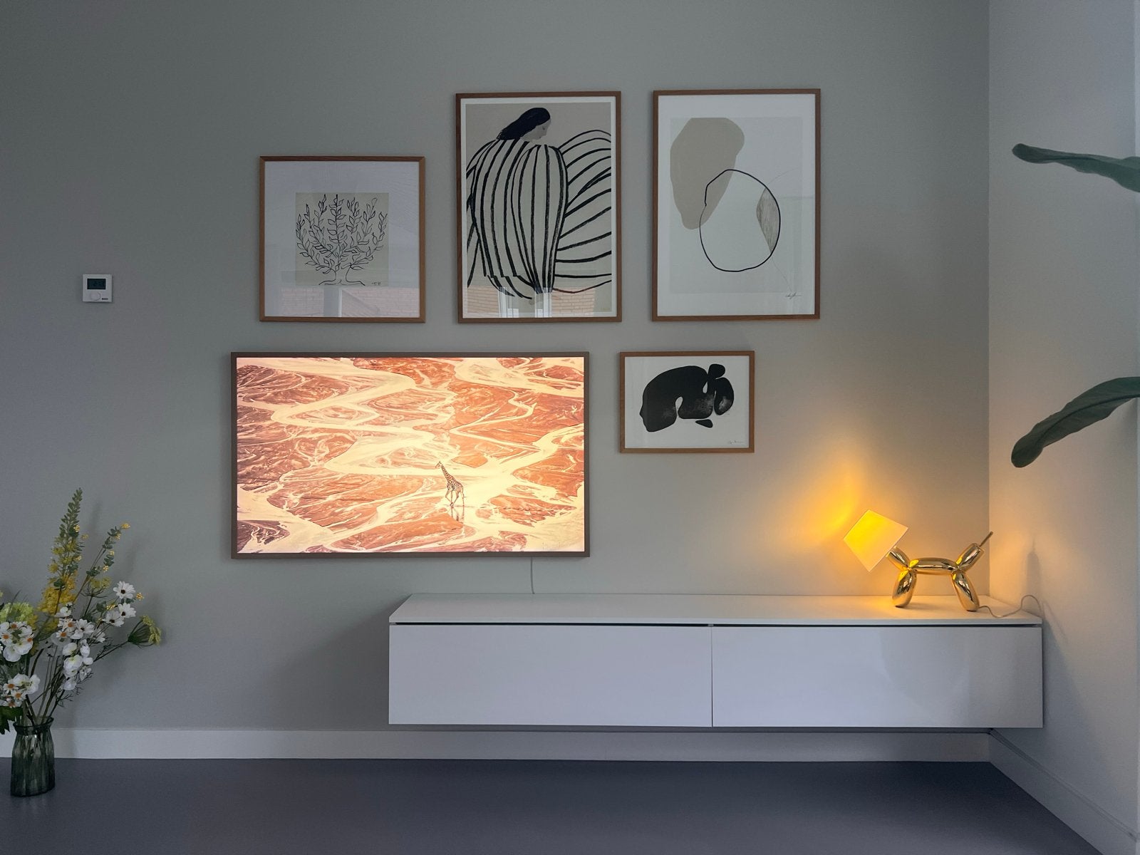 Nette japandi witte zwevende tv-meubel, Overige materialen, 150 tot 200 cm, Ophalen of Verzenden, Zo goed als nieuw