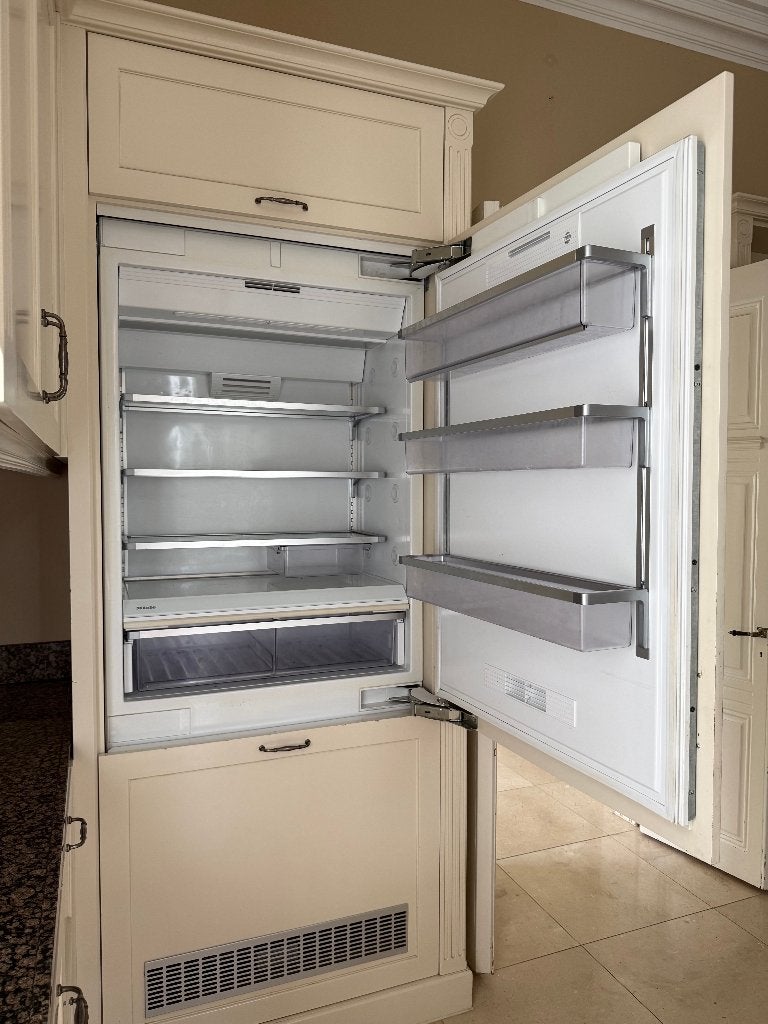 Miele MasterCool CIB36MIIR5 - koel-/vriescombinatie, Ophalen, Gebruikt, 200 liter of meer, 60 cm of meer