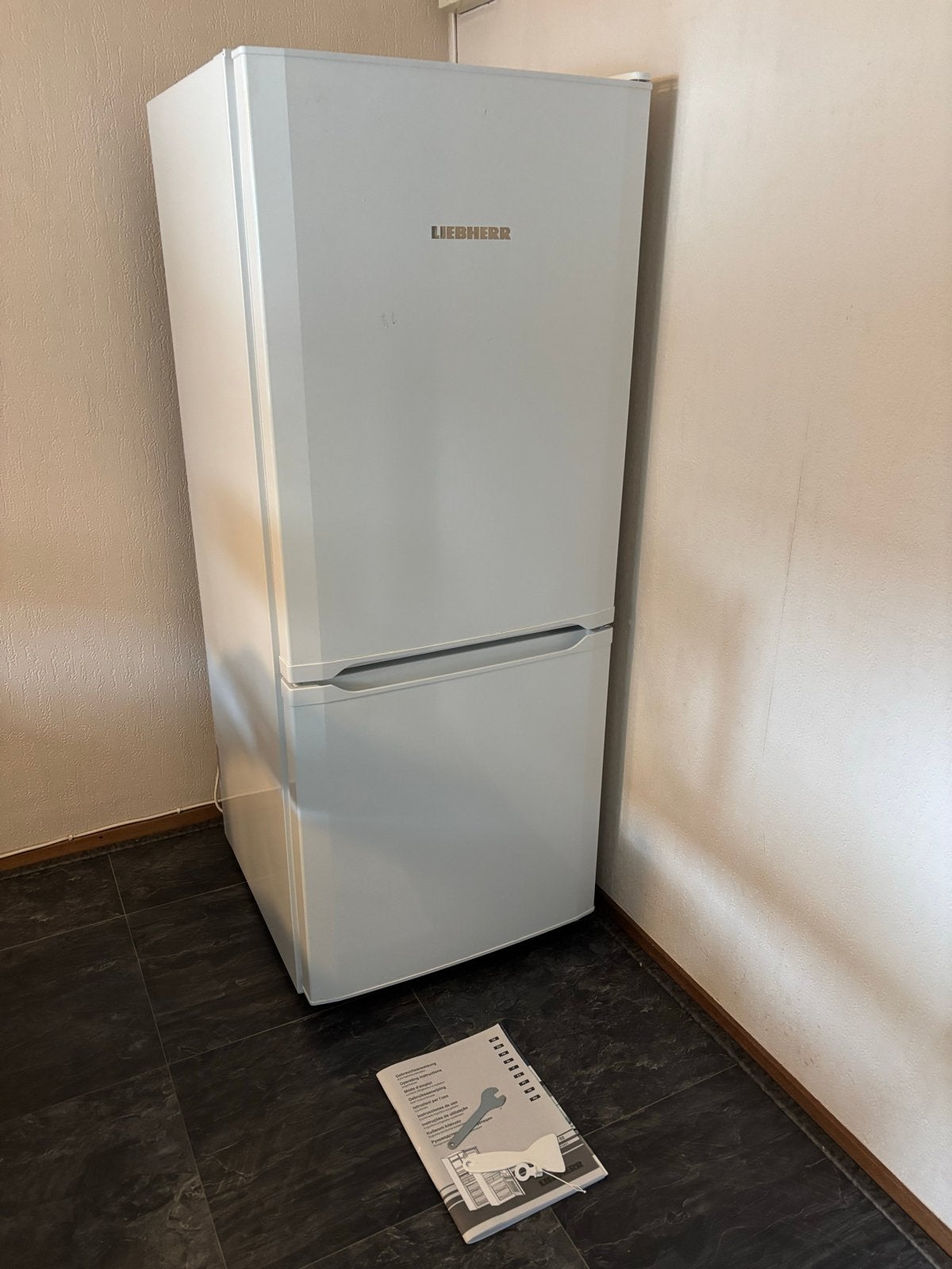 Liebherr koel-vriescombinatie - Zo goed als nieuw, Witgoed en Apparatuur, Koelkasten en IJskasten, 120 tot 140 cm, 200 liter of meer