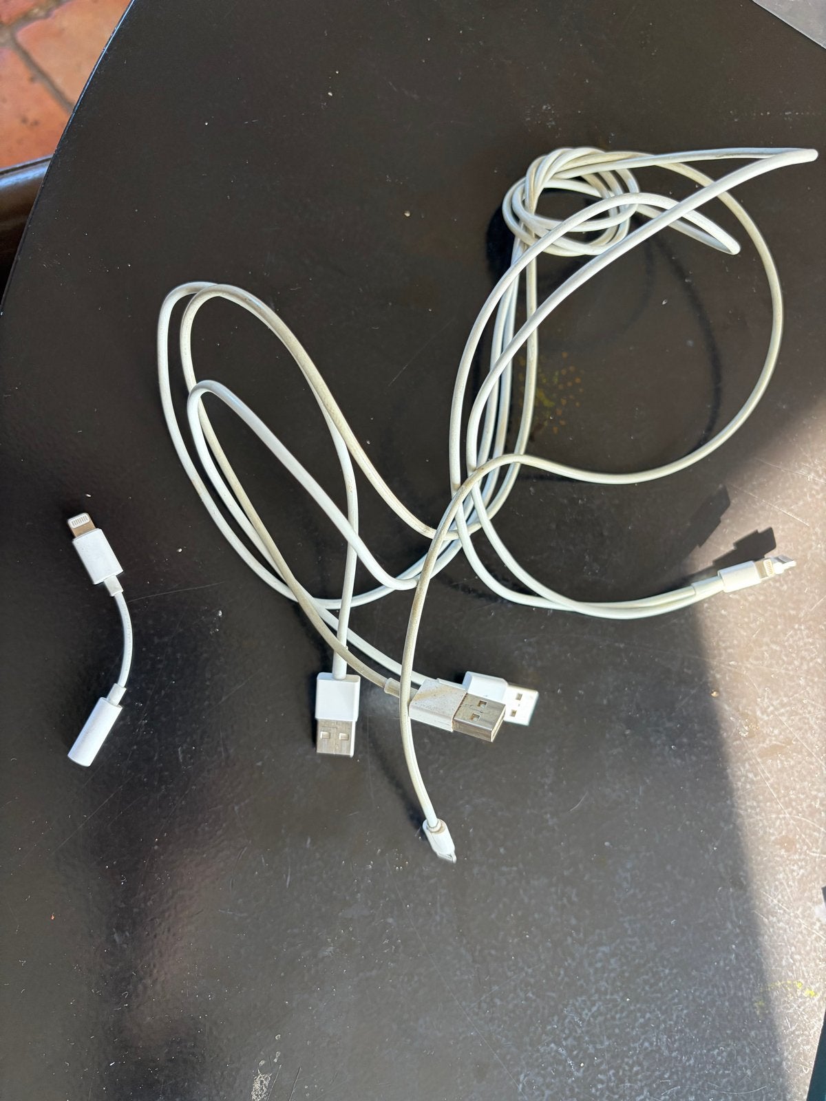3x USB Lightning kabels en 1x Audio Lightning adapter, Ophalen of Verzenden, Gebruikt, Minder dan 2 meter, Overige kabels