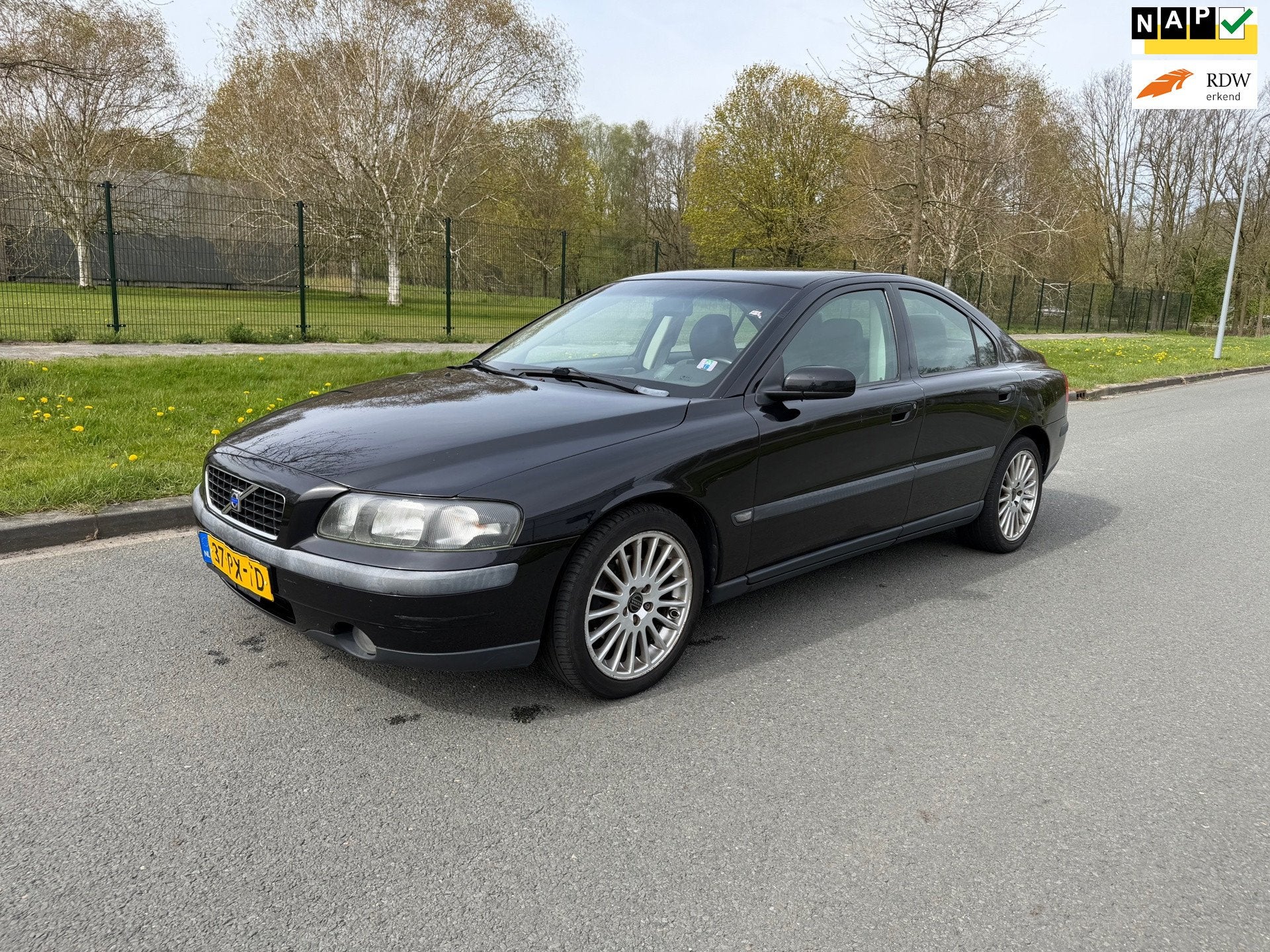 Volvo S60 2.4 Edition goed werkende airco, S60, Zwart, 2435 cc, 1600 kg