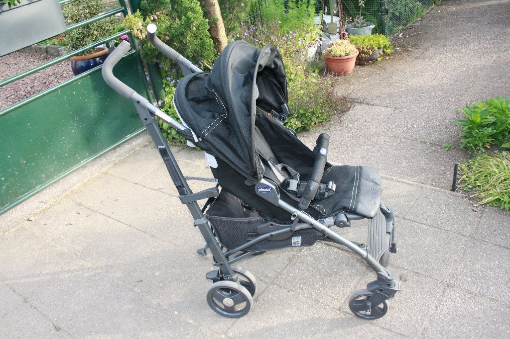 Chicco buggy weinig gebruikt bij oppas kids, Ophalen of Verzenden, Gebruikt, Overige merken, Verstelbare rugleuning