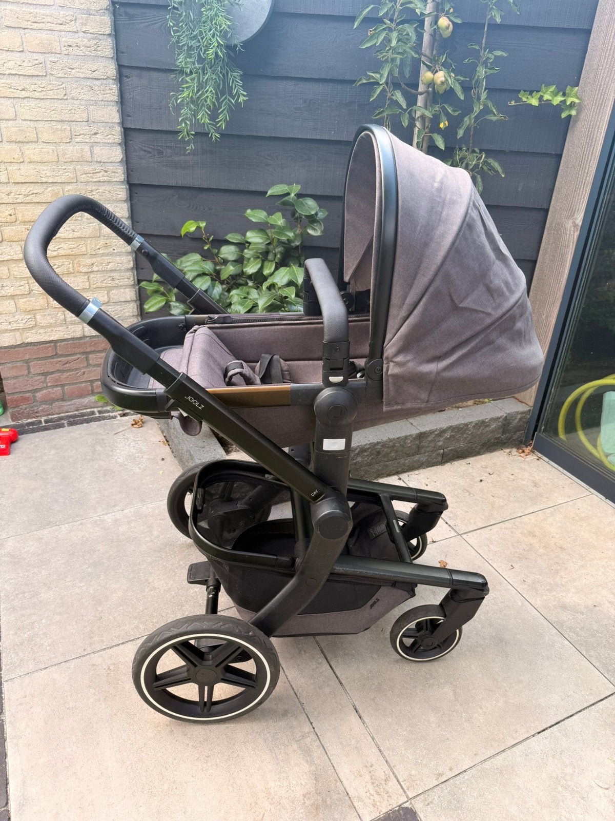Joolz Day+ Kinderwagen 2-in-1 Awesome Anthracite, Kinderen en Baby's, Kinderwagens en Combinaties, Ophalen, Gebruikt, Combiwagen
