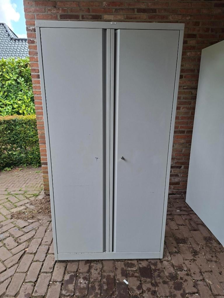 Goede, degelijke metalen archiefkast/ magazijnkast!, Ophalen, Zo goed als nieuw, Metaal, 25 tot 50 cm