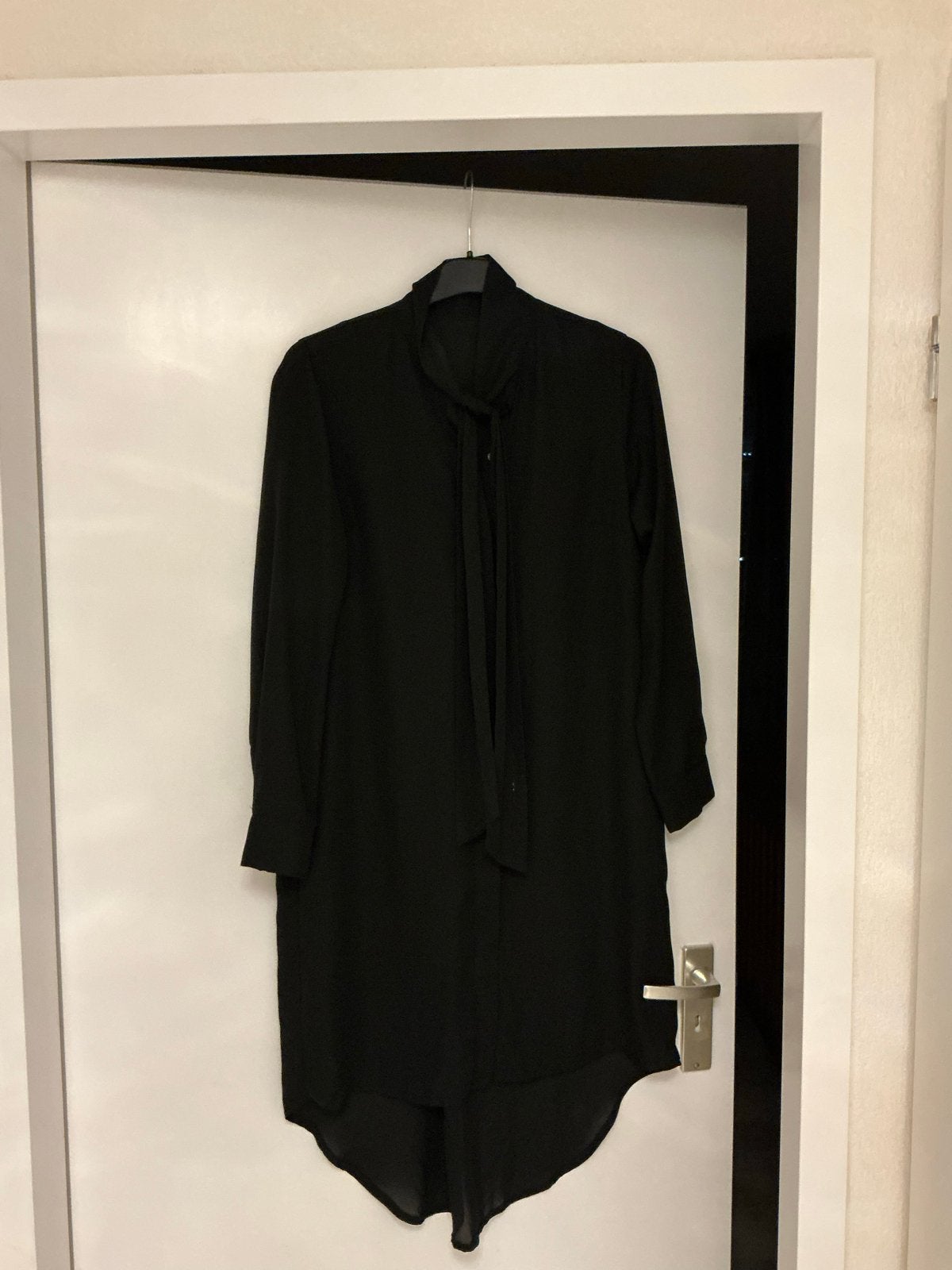 Zanzea zwarte blouse met strik en langere achterkant, Ophalen of Verzenden, Gedragen, Maat 42/44 (L), Zwart