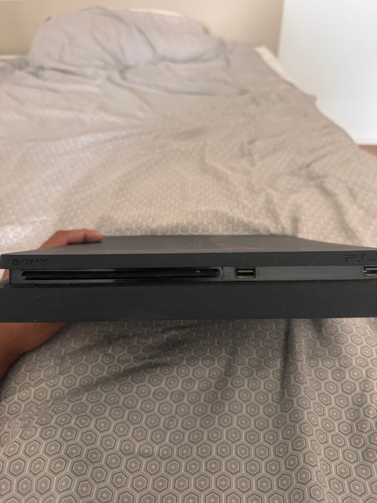 Playstation 4 Slim 1tb en 8 spelletjes, Gebruikt, Racen en Vliegen, Ophalen of Verzenden, 3 spelers of meer