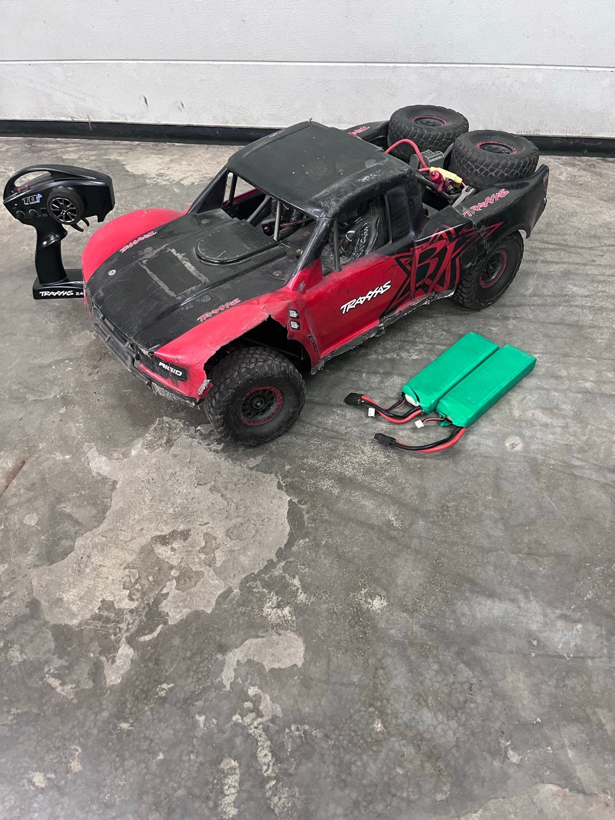 Traxxas udr RC Auto - Krachtige Offroad Truck, Hobby en Vrije tijd, Modelbouw | Radiografisch | Auto's, Elektro, Gebruikt, Auto offroad