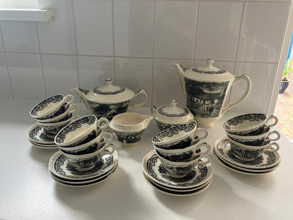 Compleet Boerenhoeve servies van Societe Ceramique, Ophalen