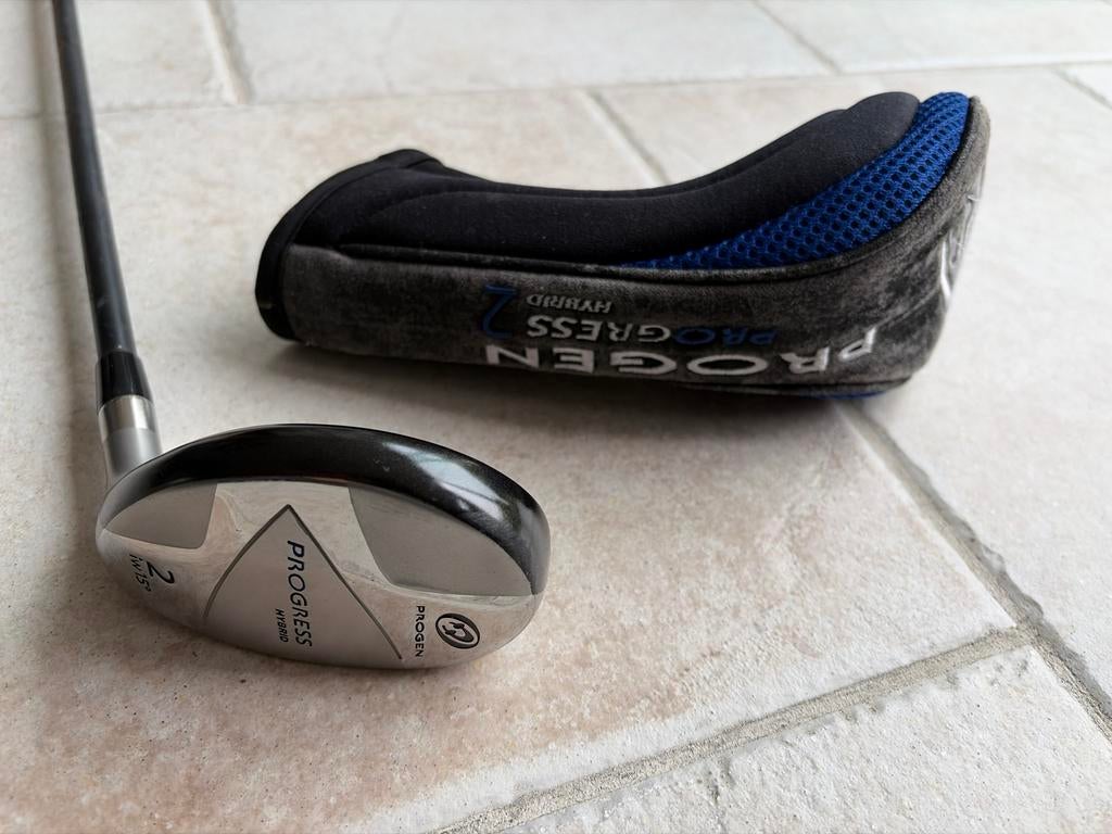 Progen Progress Hybrid 2 Golfclub met Headcover, Sport en Fitness, Golf, Ophalen, Gebruikt, Club, Overige merken