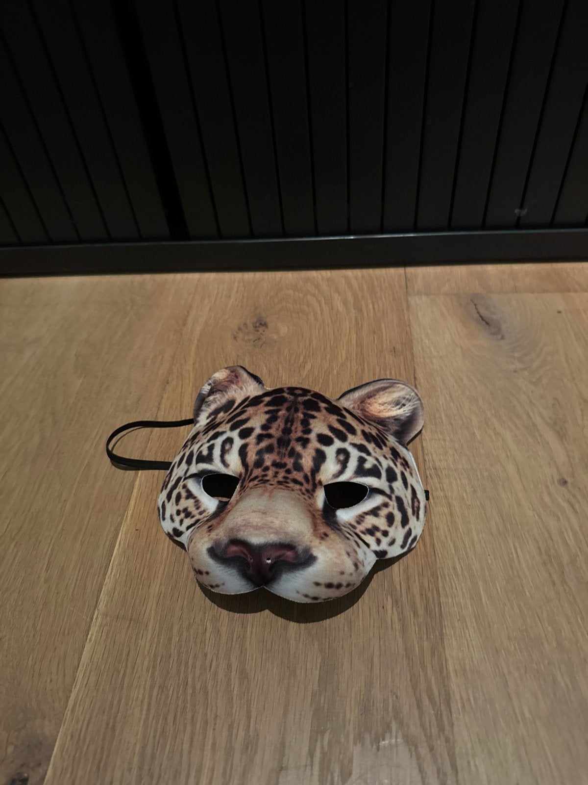 Leopard Masker - Perfect voor Feestjes en Carnaval, Ophalen of Verzenden, Zo goed als nieuw, Feestartikel, Carnaval