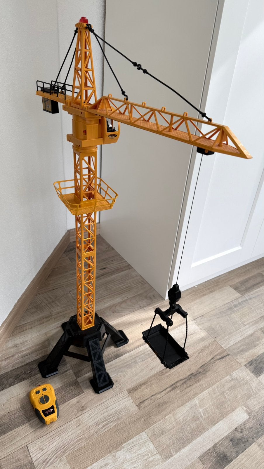 Bouwkraan hijskraan met afstandbediening. Hoogte is 99 cm., Ophalen of Verzenden, Zo goed als nieuw, Afstandsbediening